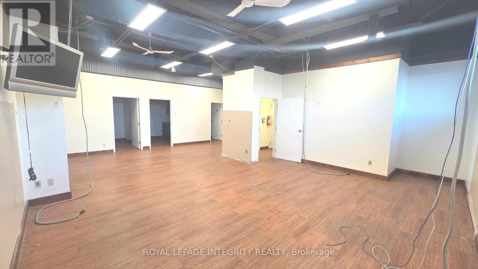 












A4 - 2285 ST LAURENT BOULEVARD

,
Ottawa,




Ontario
K1G4Z4

