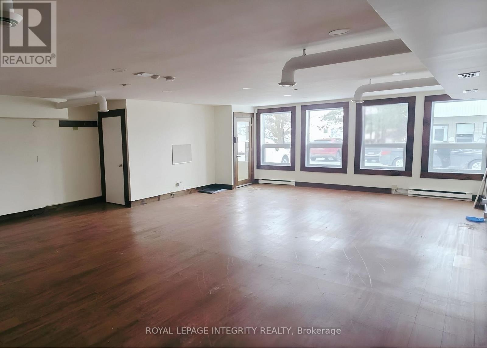 












A4 - 2285 ST LAURENT BOULEVARD

,
Ottawa,




Ontario
K1G4Z4

