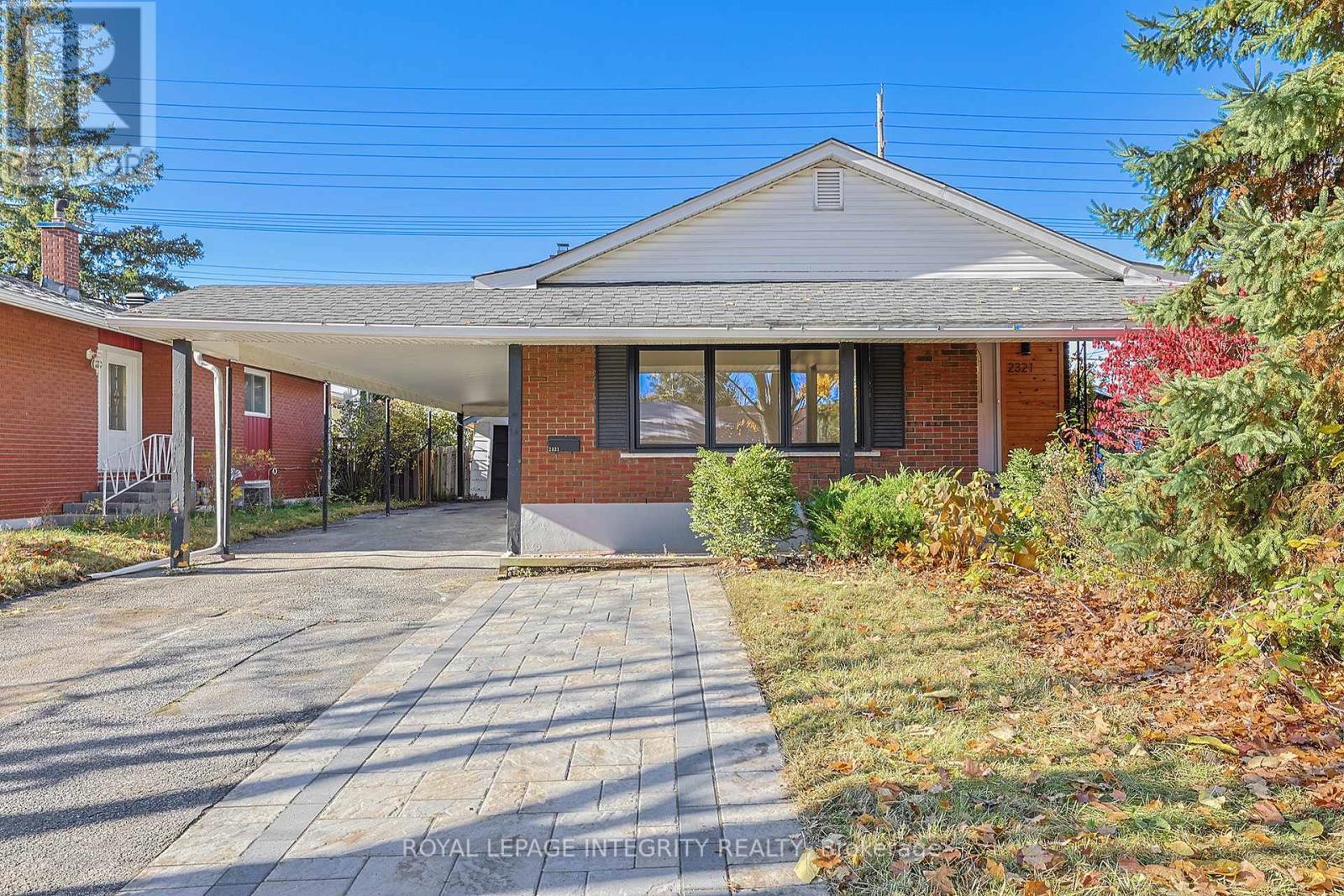 












2321 KAY STREET

,
Ottawa,




Ontario
K2C1J6

