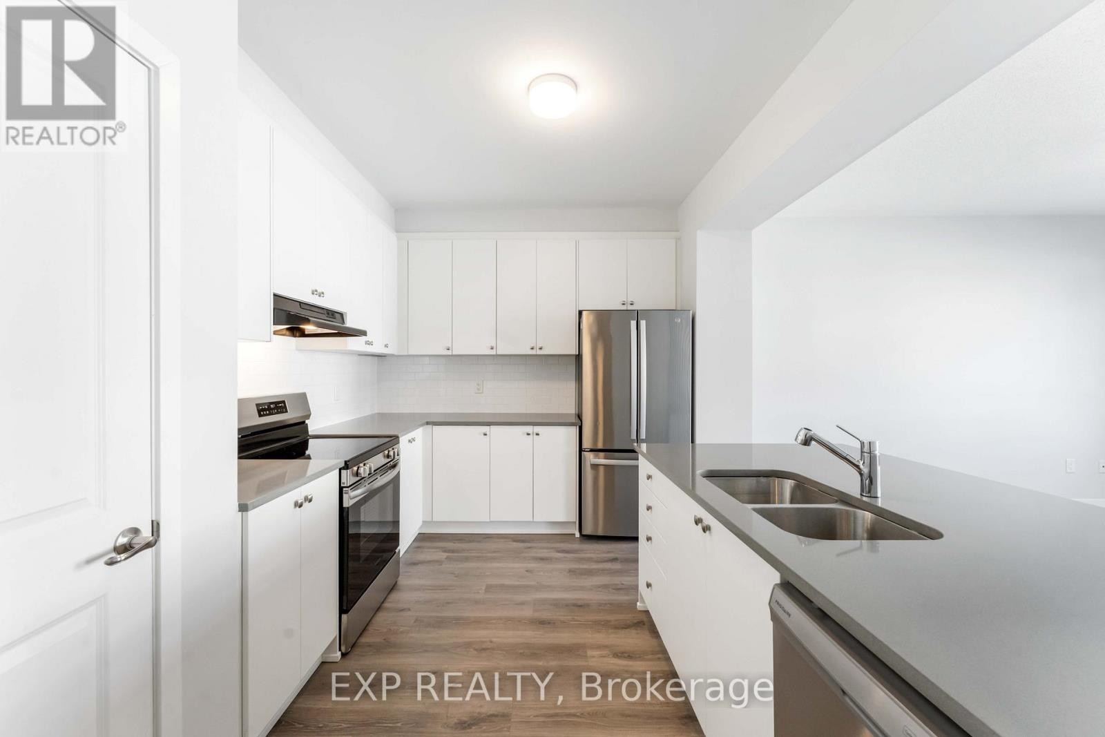 












322 OLIVENITE PRIVATE

,
Ottawa,




Ontario
K2J7J4

