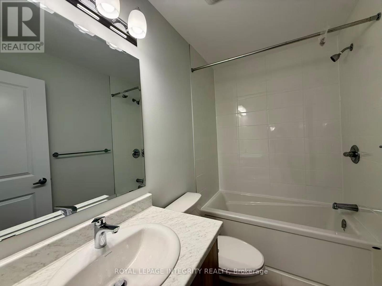 












504 INGENUITY ROW

,
Ottawa,




Ontario
K2W0B1

