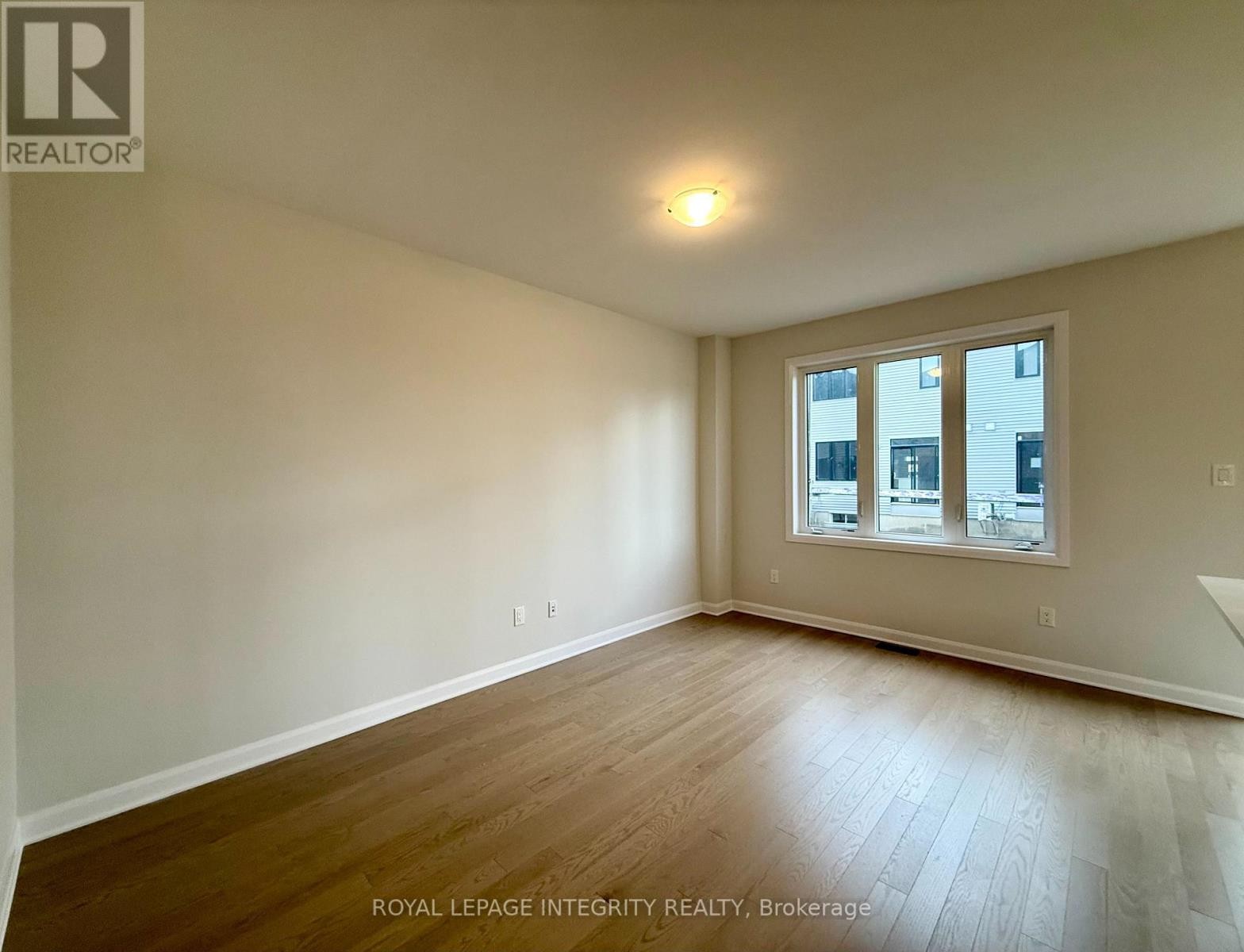 












504 INGENUITY ROW

,
Ottawa,




Ontario
K2W0B1

