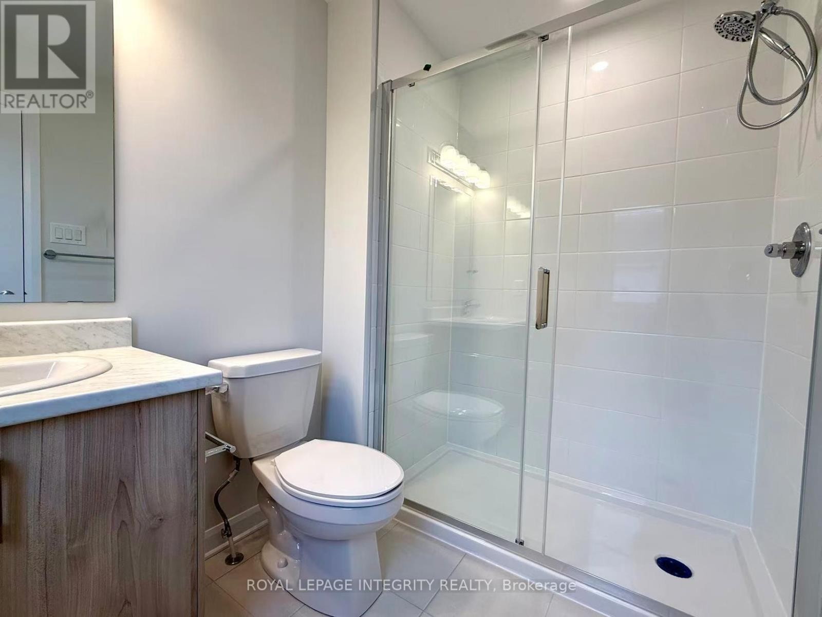 












504 INGENUITY ROW

,
Ottawa,




Ontario
K2W0B1

