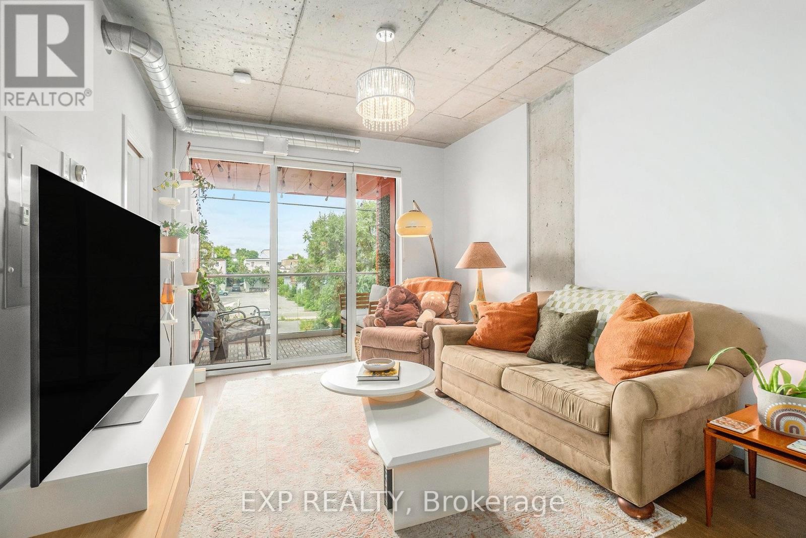 












206 - 1000 WELLINGTON STREET W

,
Ottawa,




Ontario
K1Y2X9

