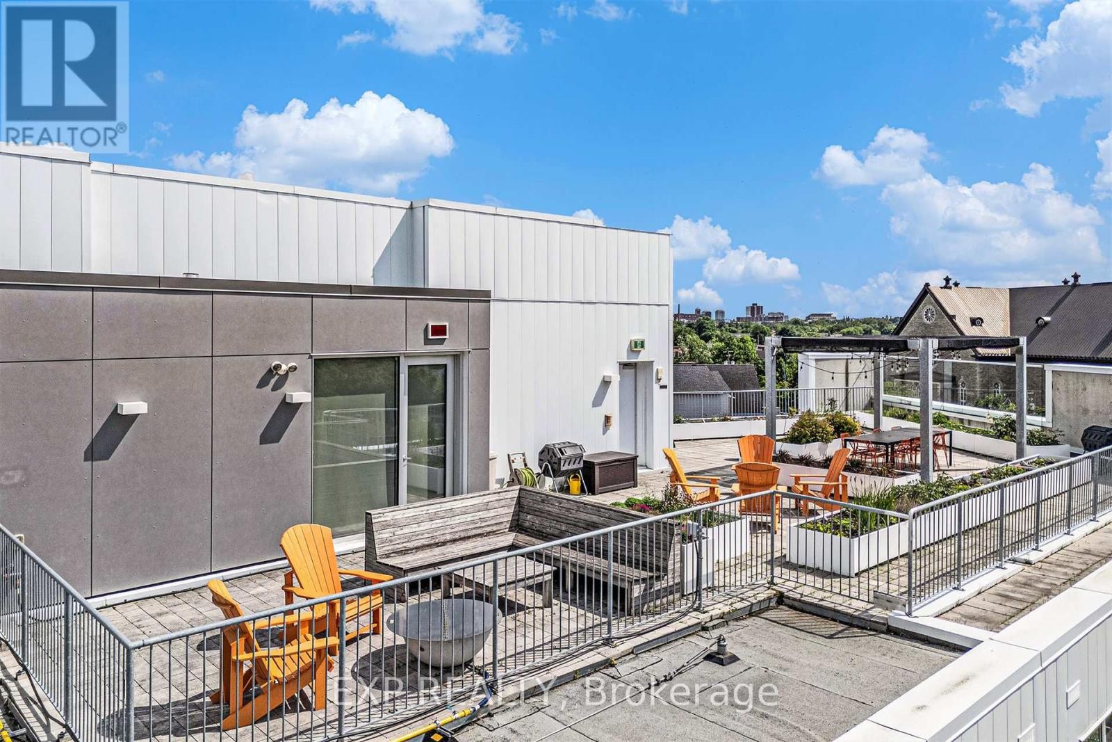 












206 - 1000 WELLINGTON STREET W

,
Ottawa,




Ontario
K1Y2X9

