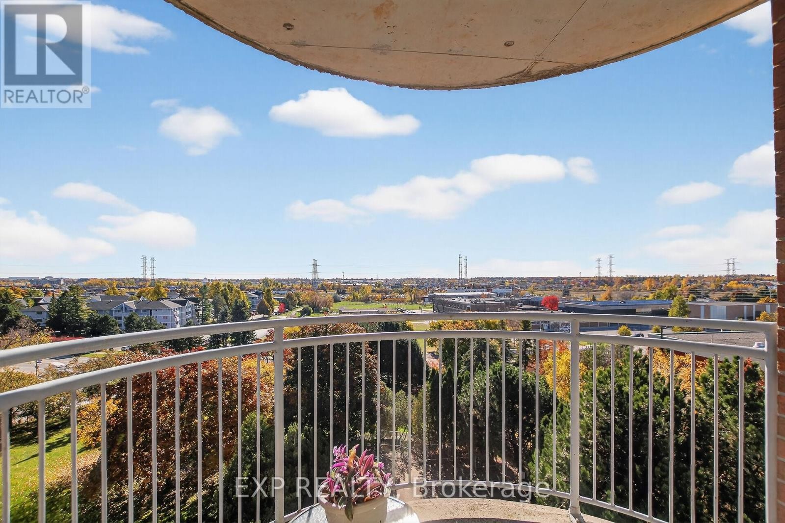 












606 - 100 GRANT CARMAN DRIVE

,
Ottawa,




Ontario
K2E8B8

