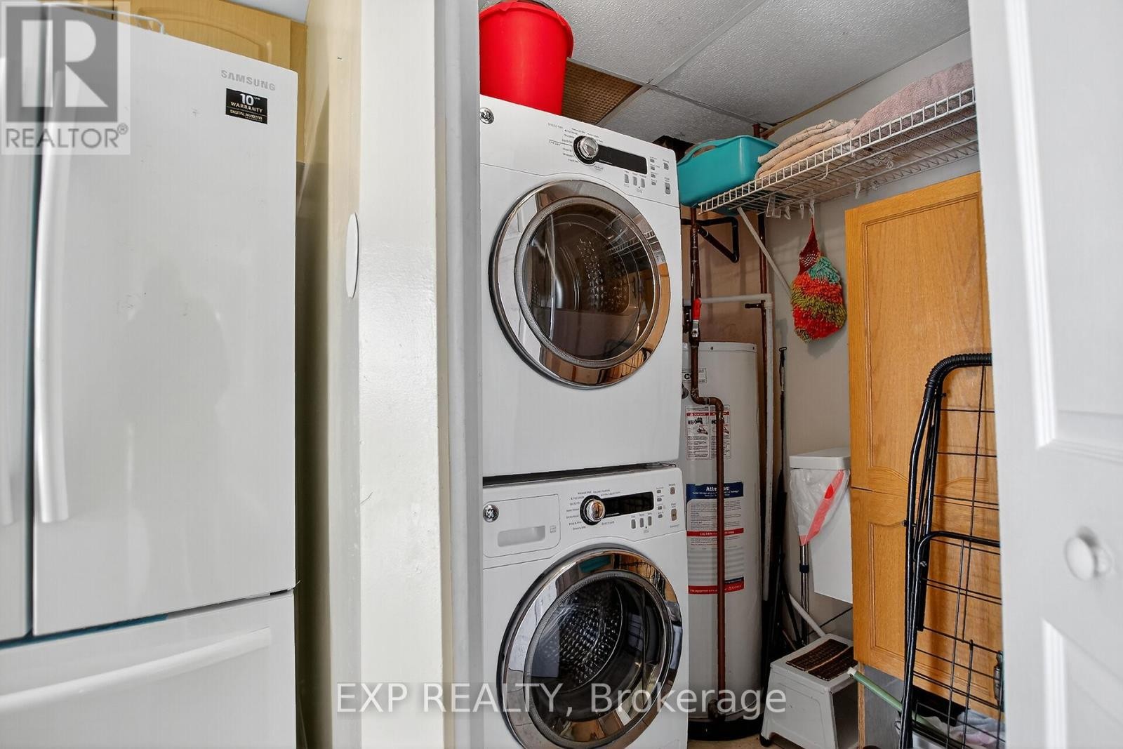 












606 - 100 GRANT CARMAN DRIVE

,
Ottawa,




Ontario
K2E8B8

