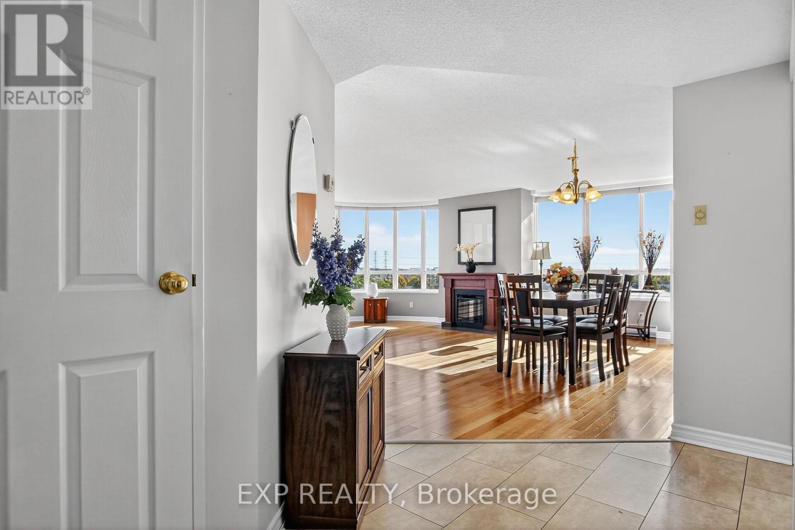 












606 - 100 GRANT CARMAN DRIVE

,
Ottawa,




Ontario
K2E8B8

