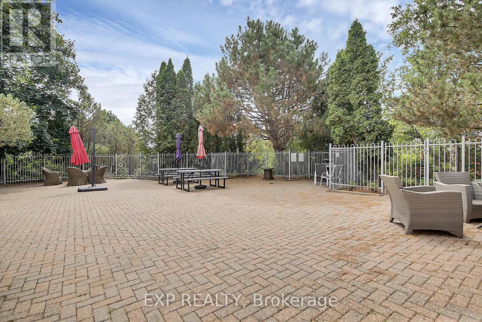 












606 - 100 GRANT CARMAN DRIVE

,
Ottawa,




Ontario
K2E8B8

