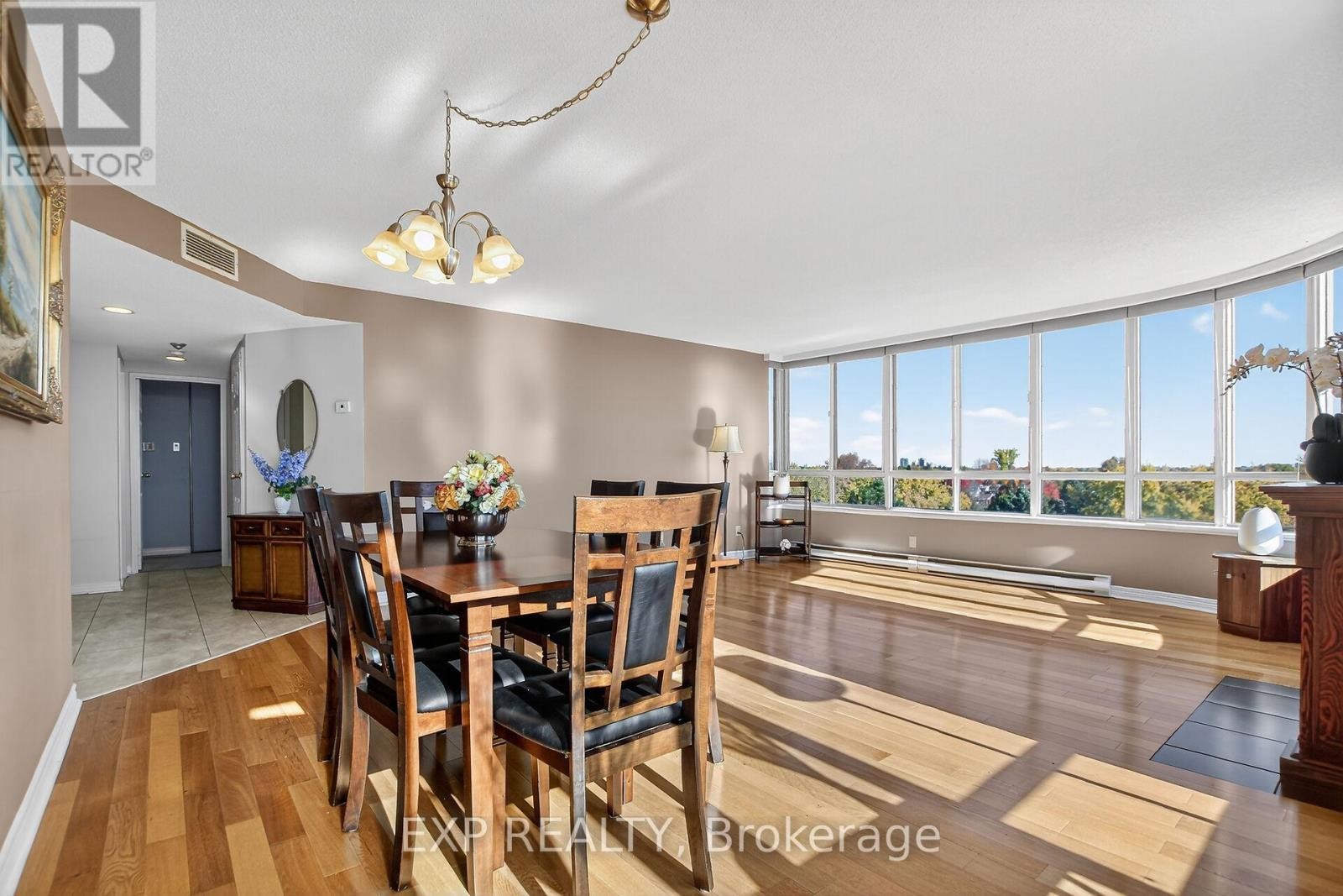 












606 - 100 GRANT CARMAN DRIVE

,
Ottawa,




Ontario
K2E8B8

