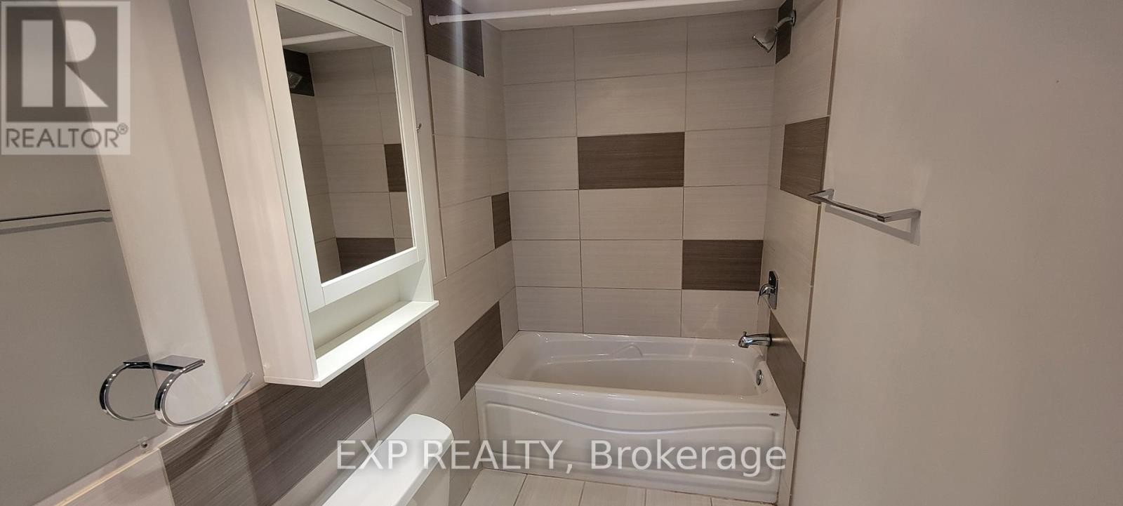 












292 RICHELIEU AVENUE

,
Ottawa,




Ontario
K1L6K3

