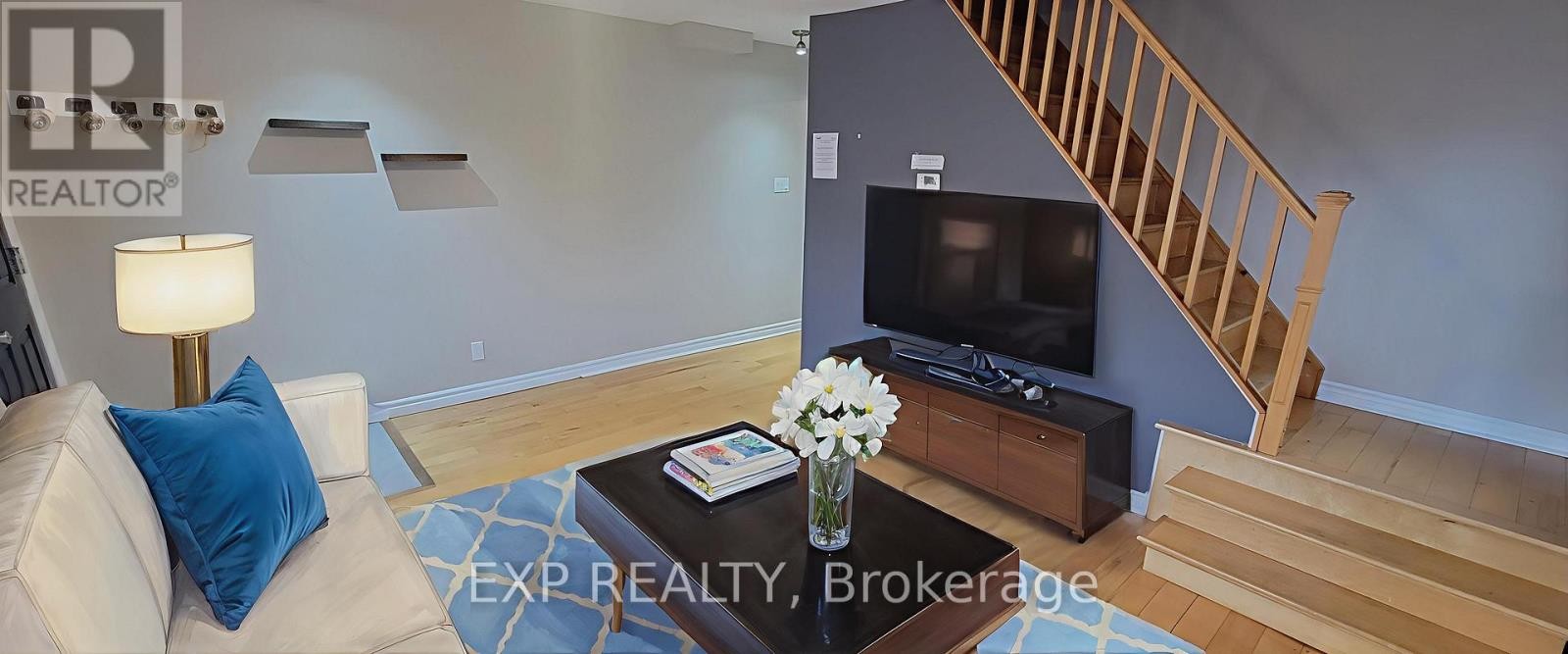 












292 RICHELIEU AVENUE

,
Ottawa,




Ontario
K1L6K3

