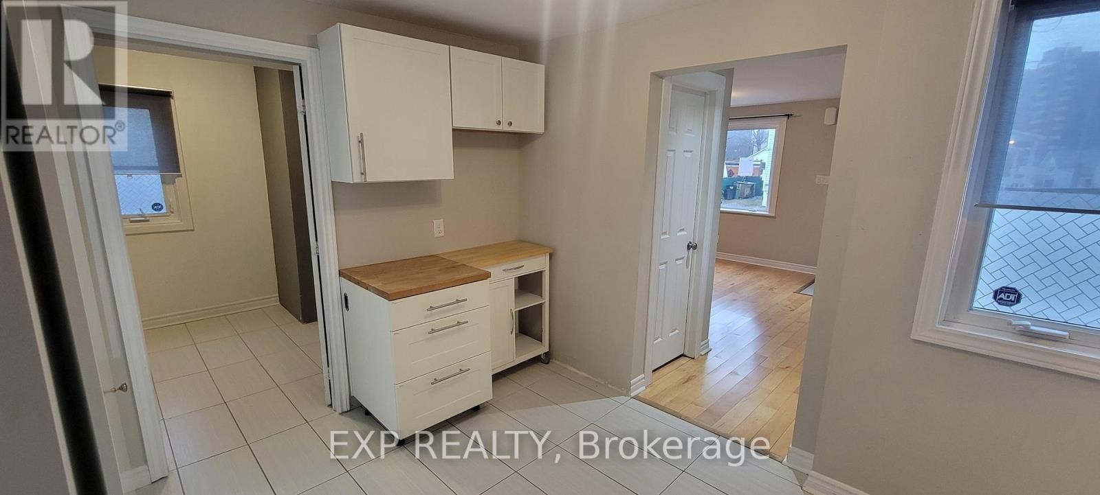 












292 RICHELIEU AVENUE

,
Ottawa,




Ontario
K1L6K3

