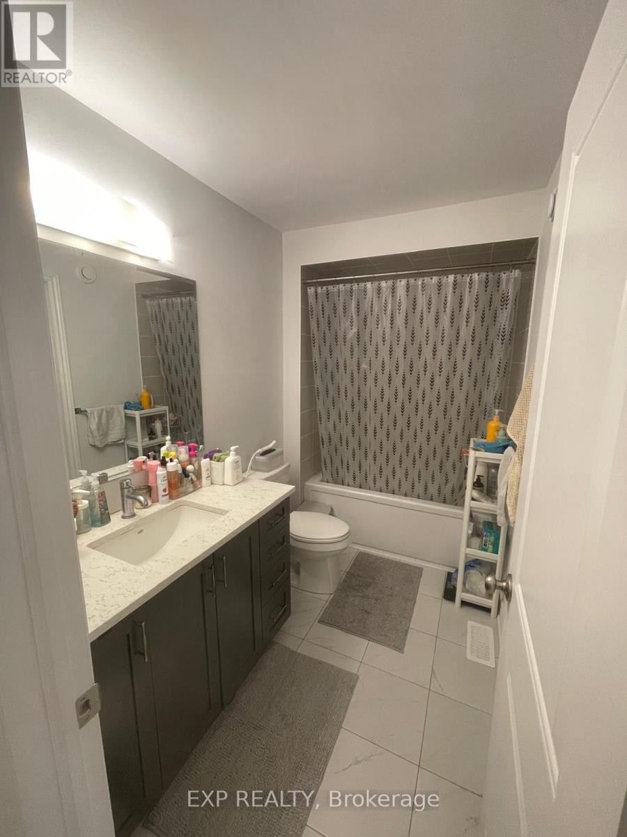 












738 MIIKANA ROAD

,
Ottawa,




Ontario
K1X0G5

