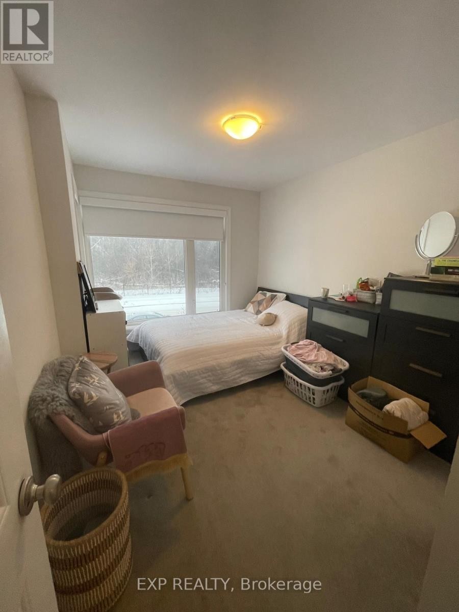 












738 MIIKANA ROAD

,
Ottawa,




Ontario
K1X0G5

