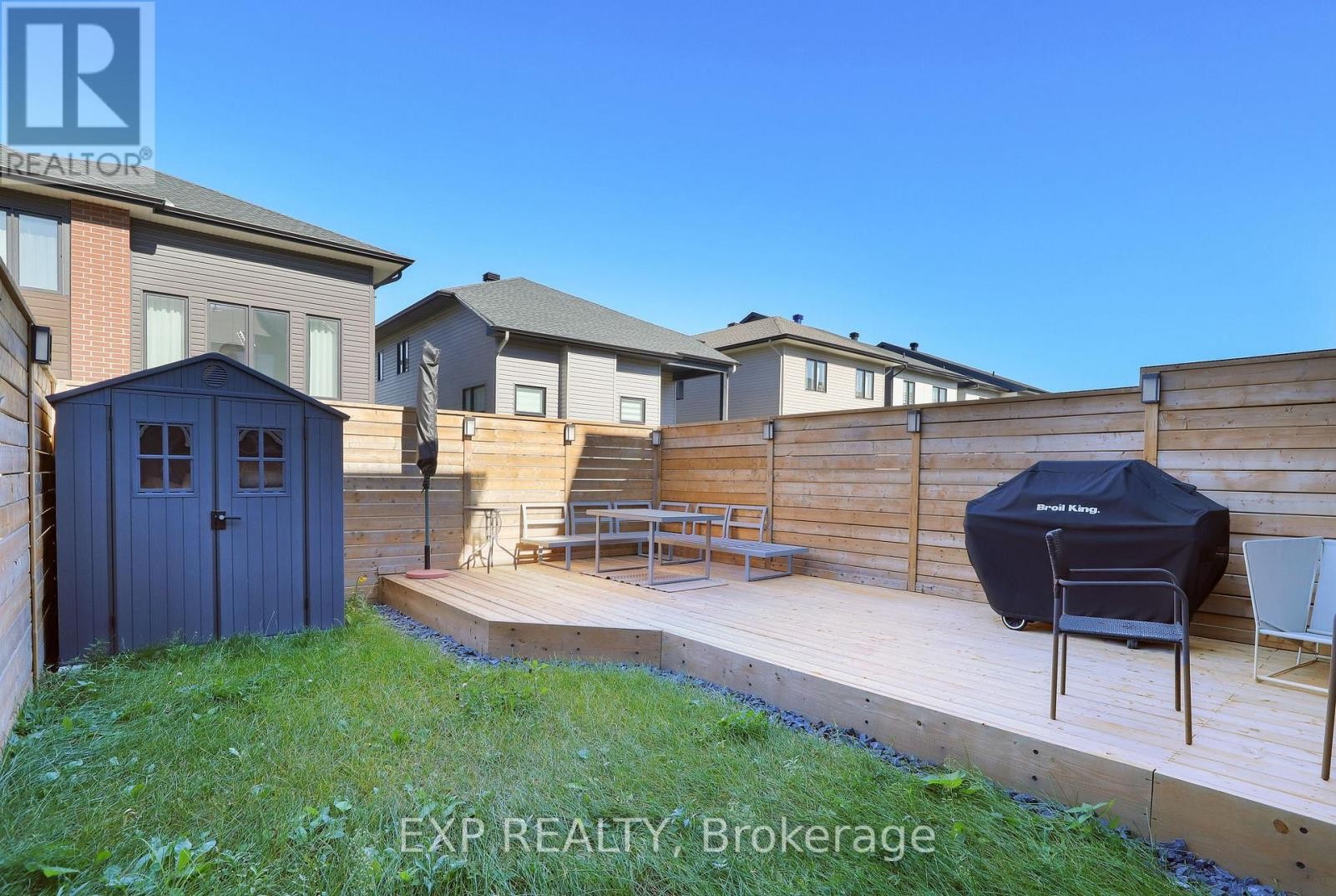 












1053 LUNAR GLOW CRESCENT

,
Ottawa,




Ontario
K4M0J9

