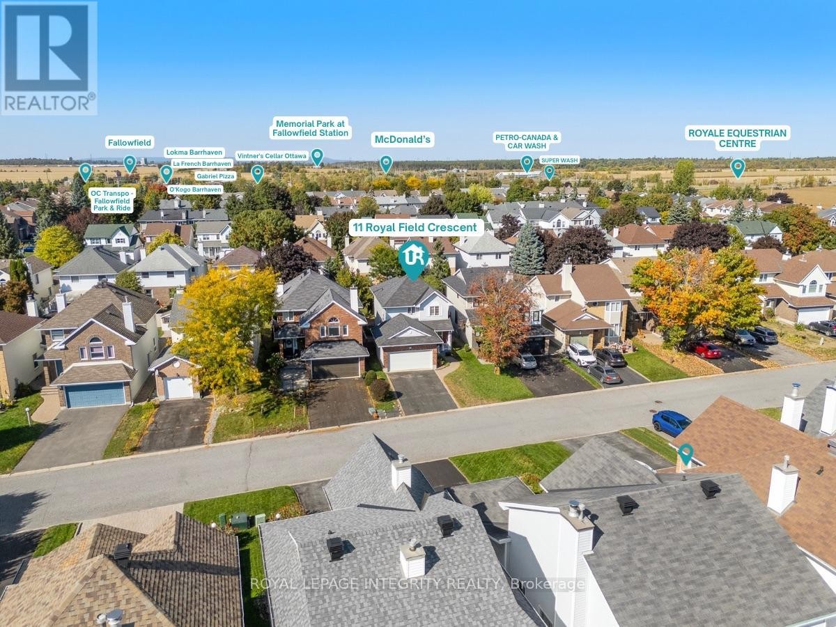 












11 ROYAL FIELD CRESCENT

,
Ottawa,




Ontario
K2J4G1

