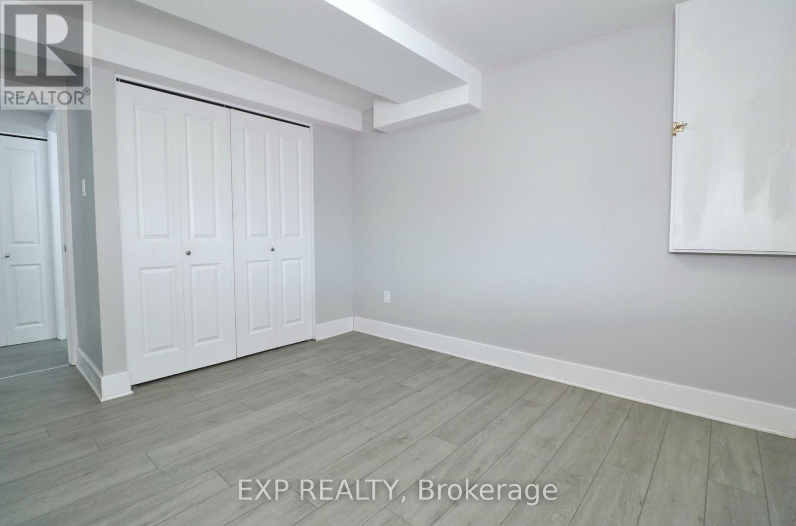 












B - 1344 AVENUE U AVENUE

,
Ottawa,




Ontario
K1G0E1

