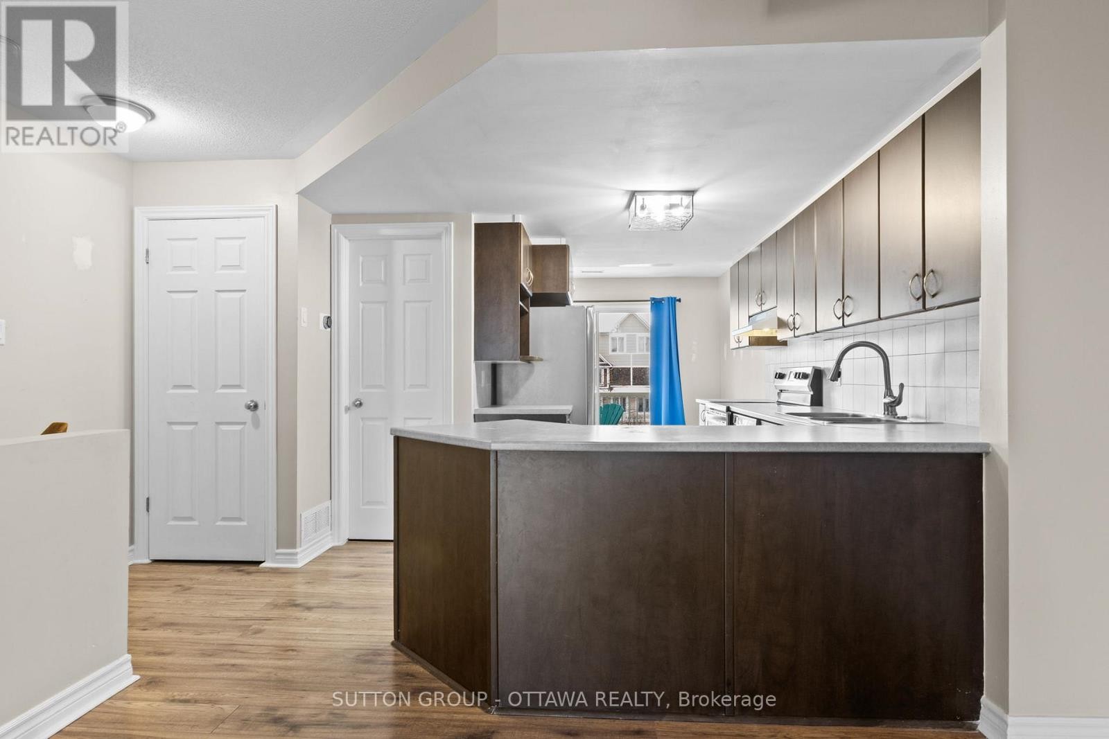 












74 - 641 LOUIS TOSCANO DRIVE

,
Ottawa,




Ontario
K4A0B7

