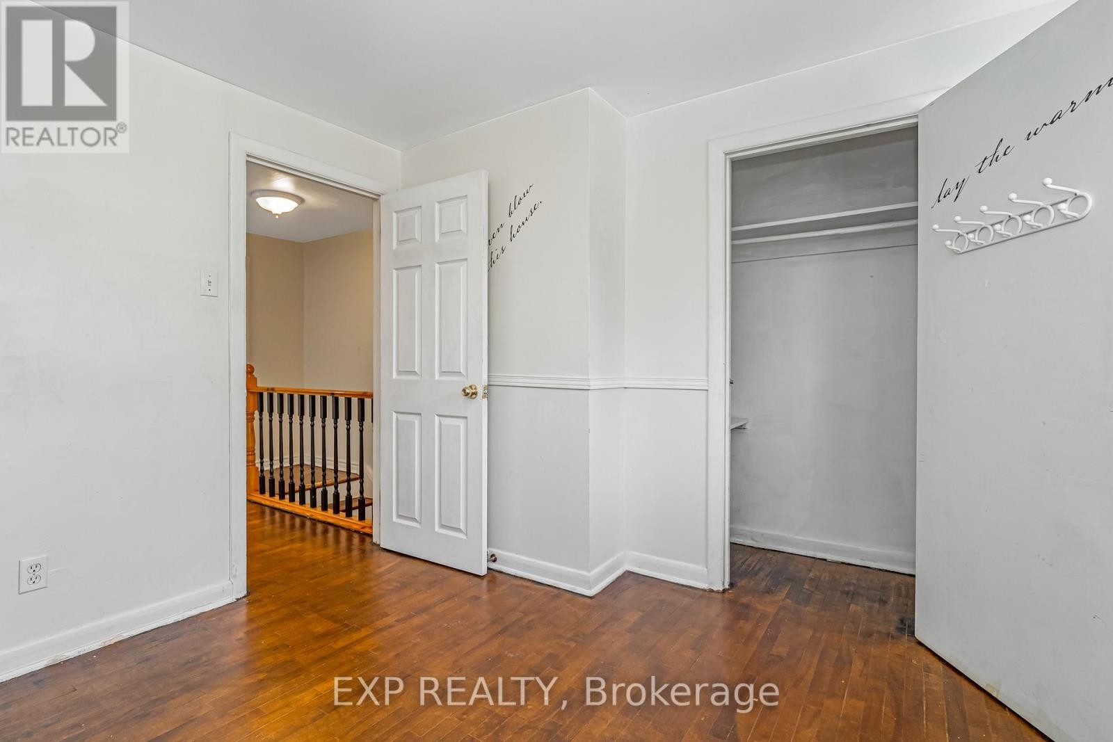 












646 BORTHWICK AVENUE

,
Ottawa,




Ontario
K1K2L9

