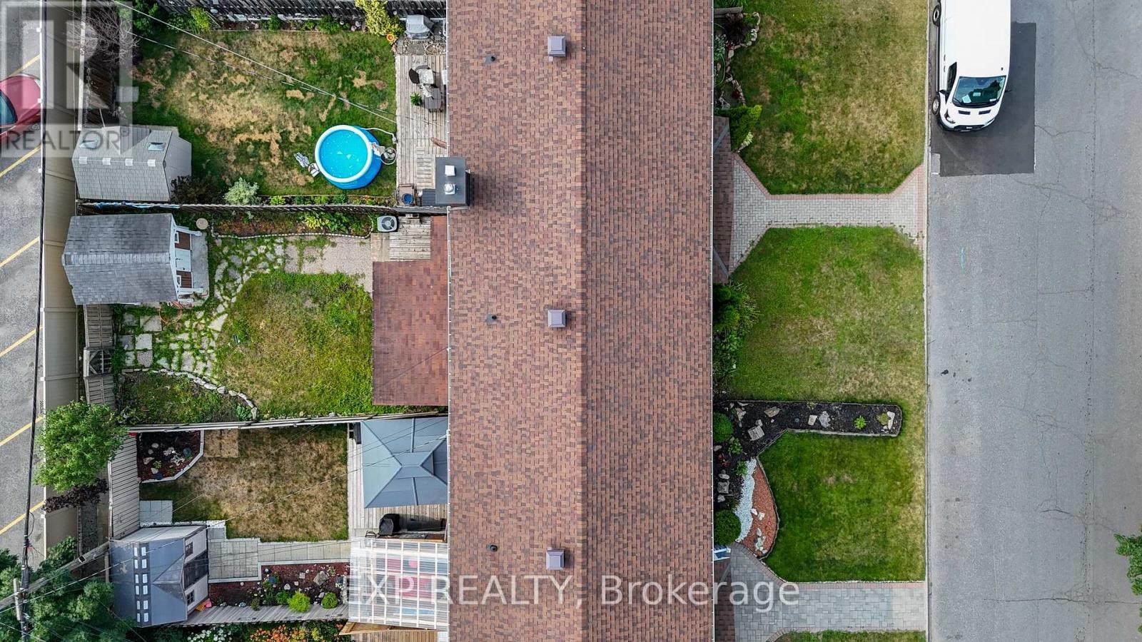 












646 BORTHWICK AVENUE

,
Ottawa,




Ontario
K1K2L9

