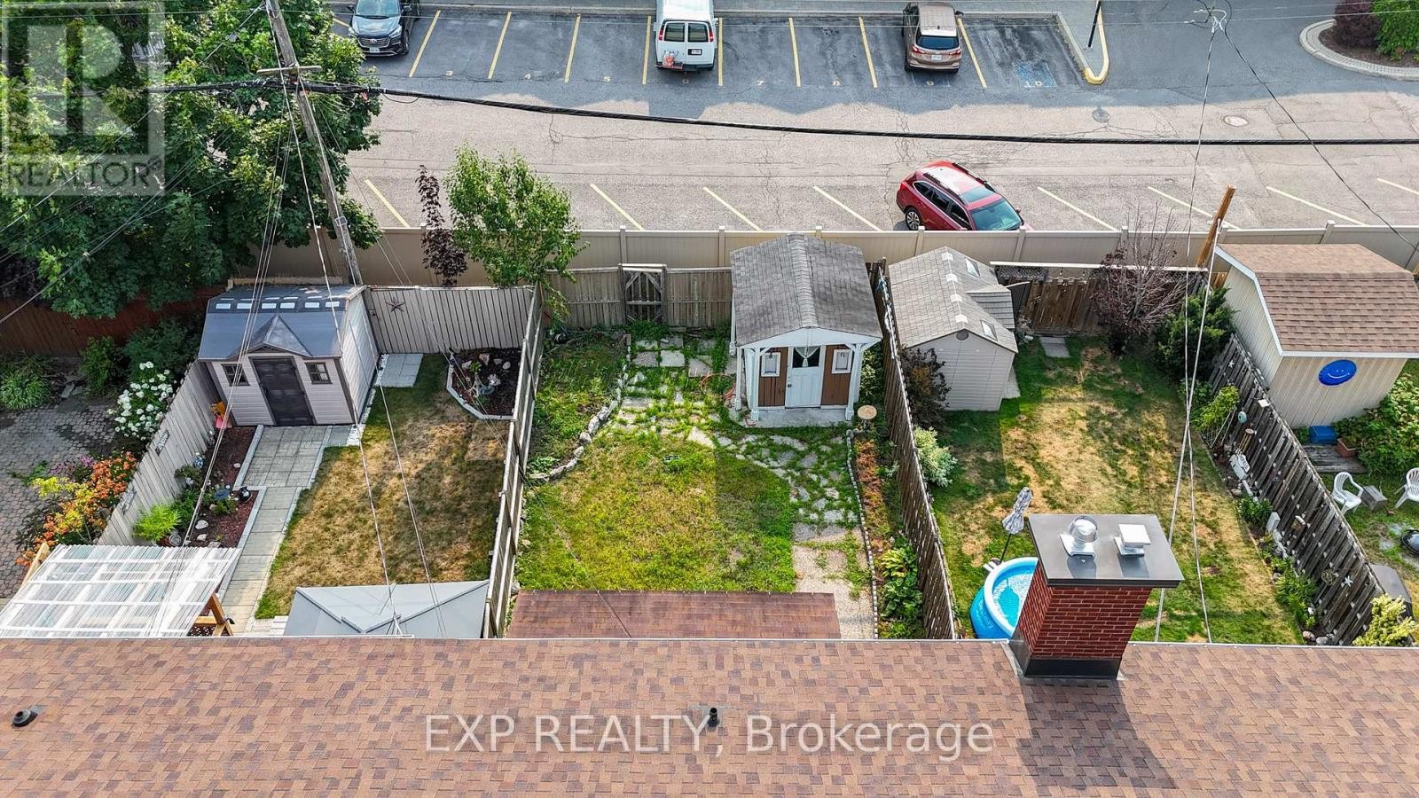 












646 BORTHWICK AVENUE

,
Ottawa,




Ontario
K1K2L9

