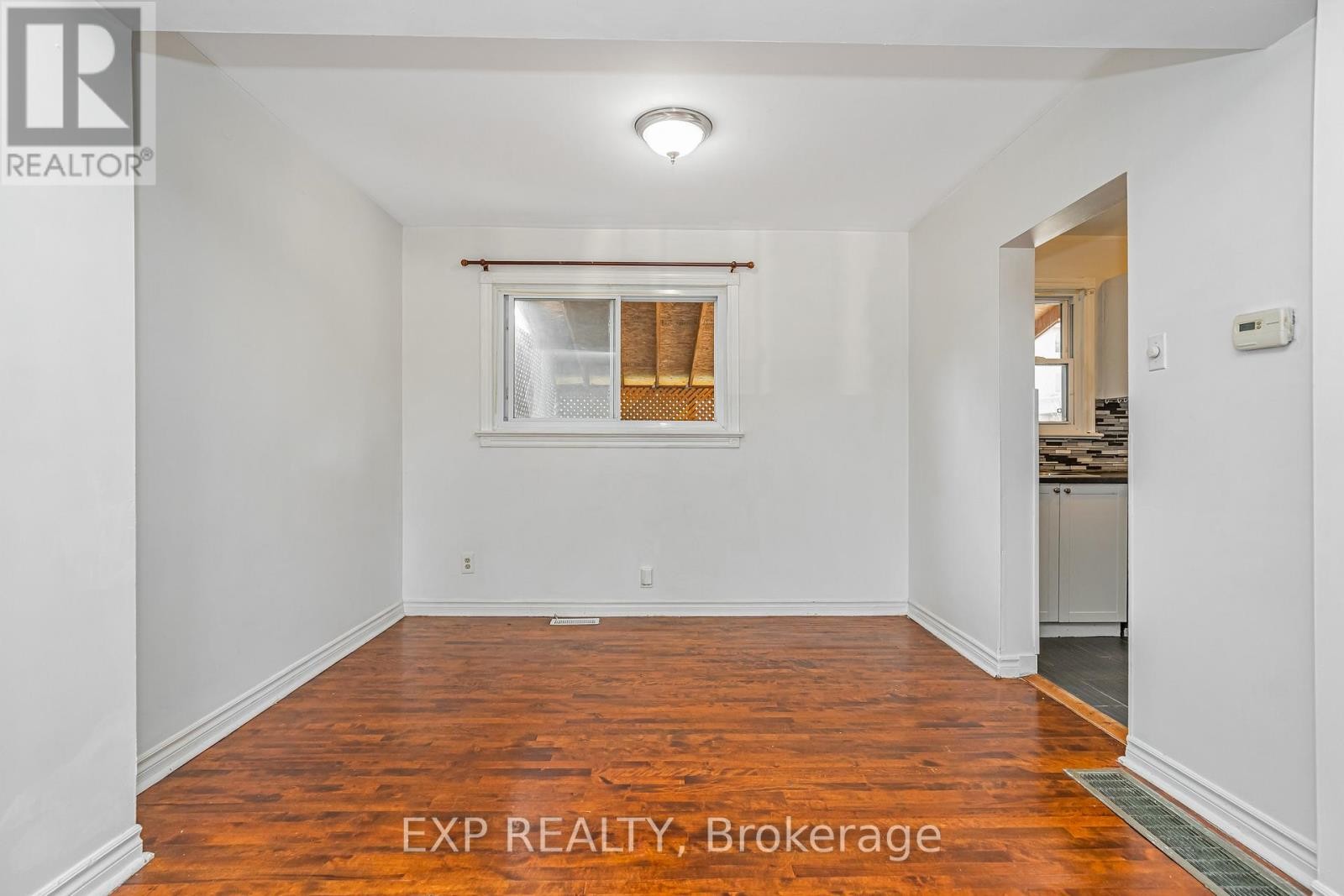 












646 BORTHWICK AVENUE

,
Ottawa,




Ontario
K1K2L9

