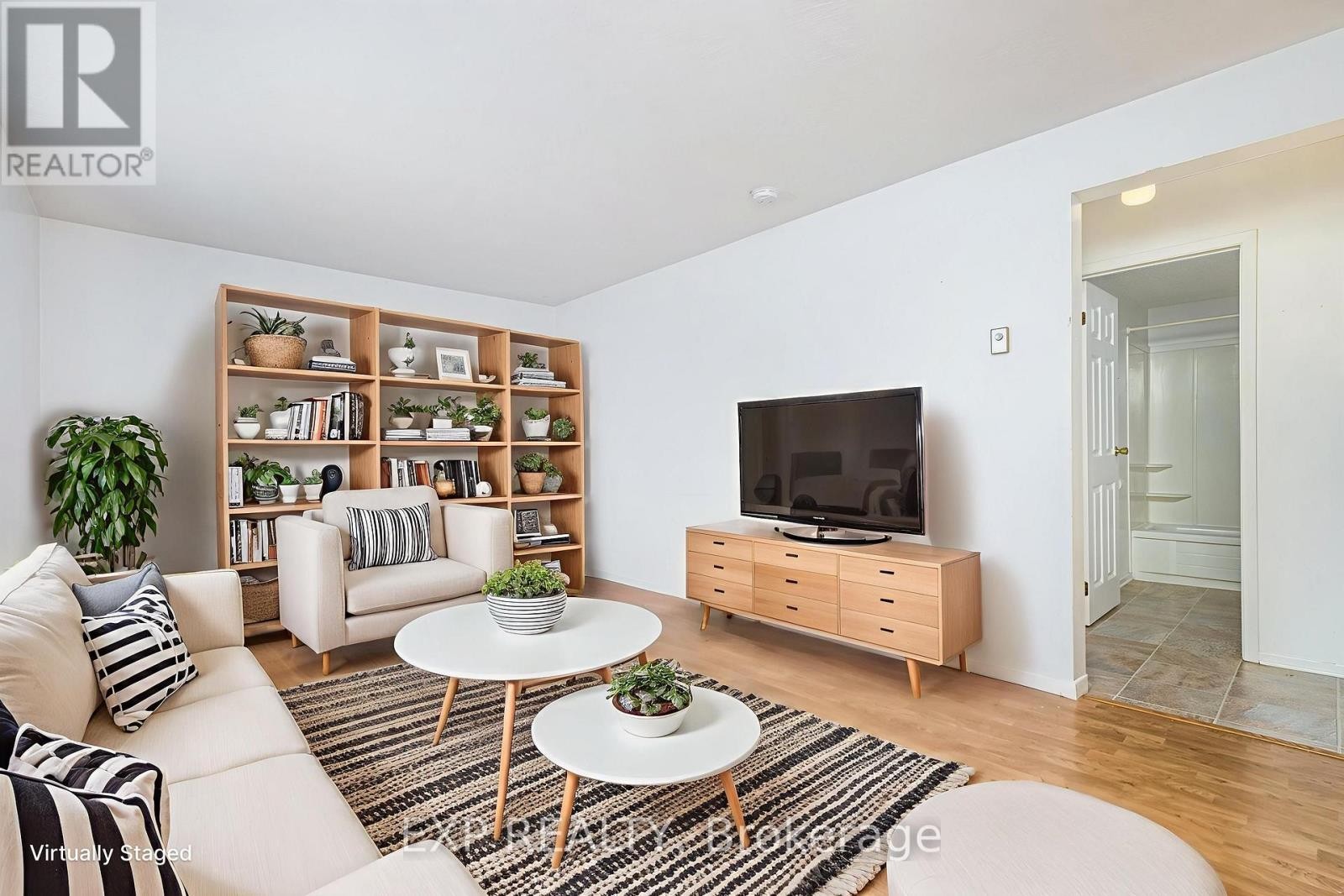 












4 - 875 LAURIER STREET

,
Clarence-Rockland,




Ontario
K4K1E6

