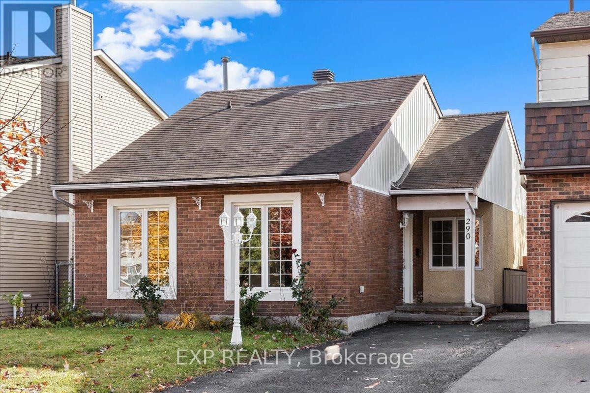 












290 ELDERBERRY TERRACE

,
Ottawa,




Ontario
K1E1Z1

