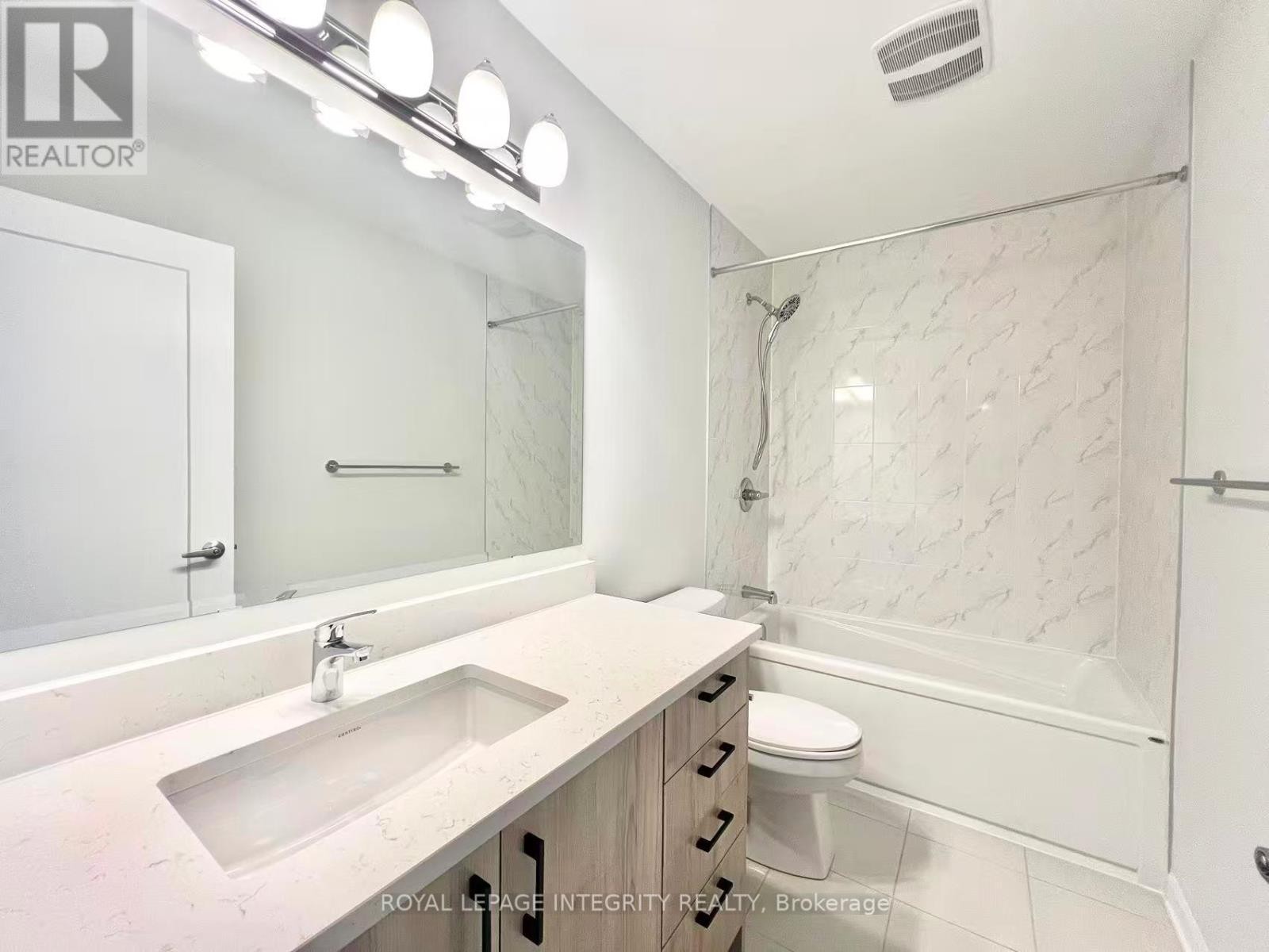 












1120 CREEKWAY PRIVATE

,
Ottawa,




Ontario
K2T0S9

