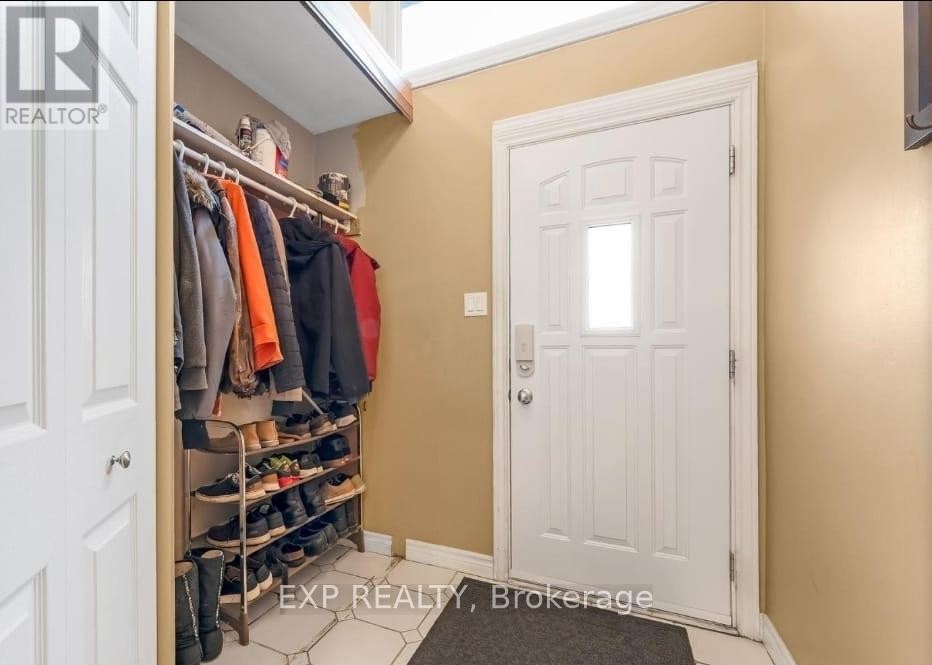 












BASEMENT - 2101 ERIC CRESCENT

,
Ottawa,




Ontario
K1B4P5

