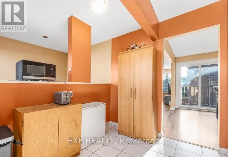 












BASEMENT - 2101 ERIC CRESCENT

,
Ottawa,




Ontario
K1B4P5

