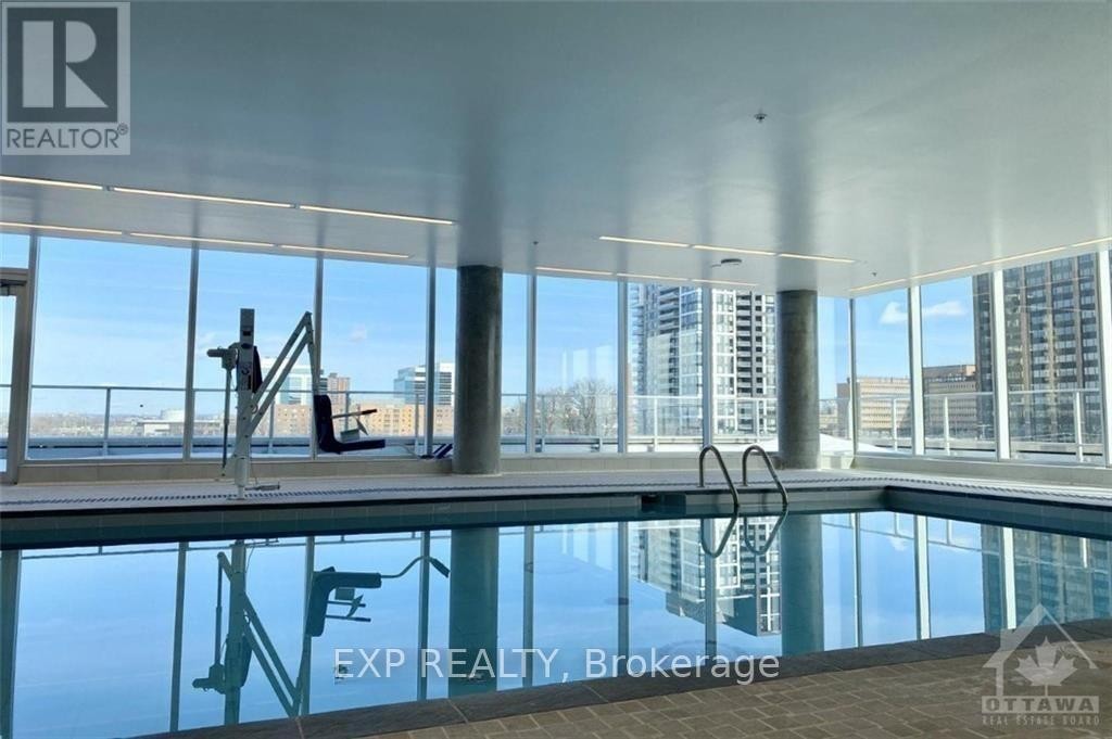 












3702 - 805 CARLING AVENUE

,
Ottawa,




Ontario
K1S2E7

