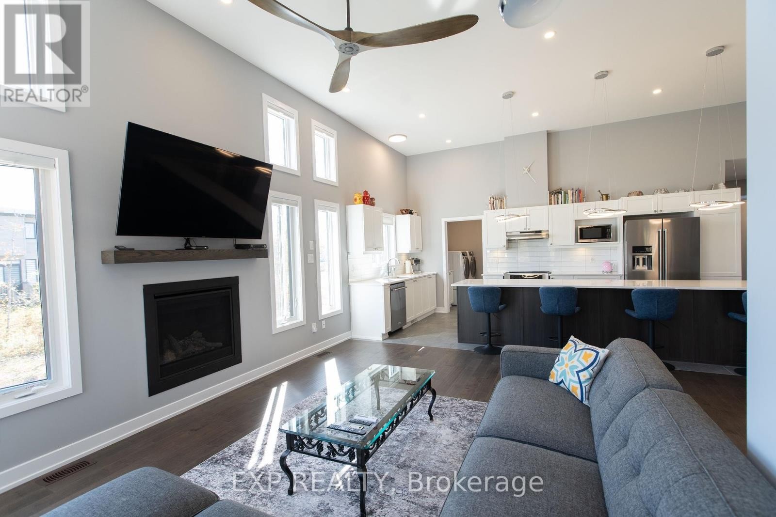 












111 FRANK FISHER CRESCENT

,
Mississippi Mills,




Ontario
K0A1A0

