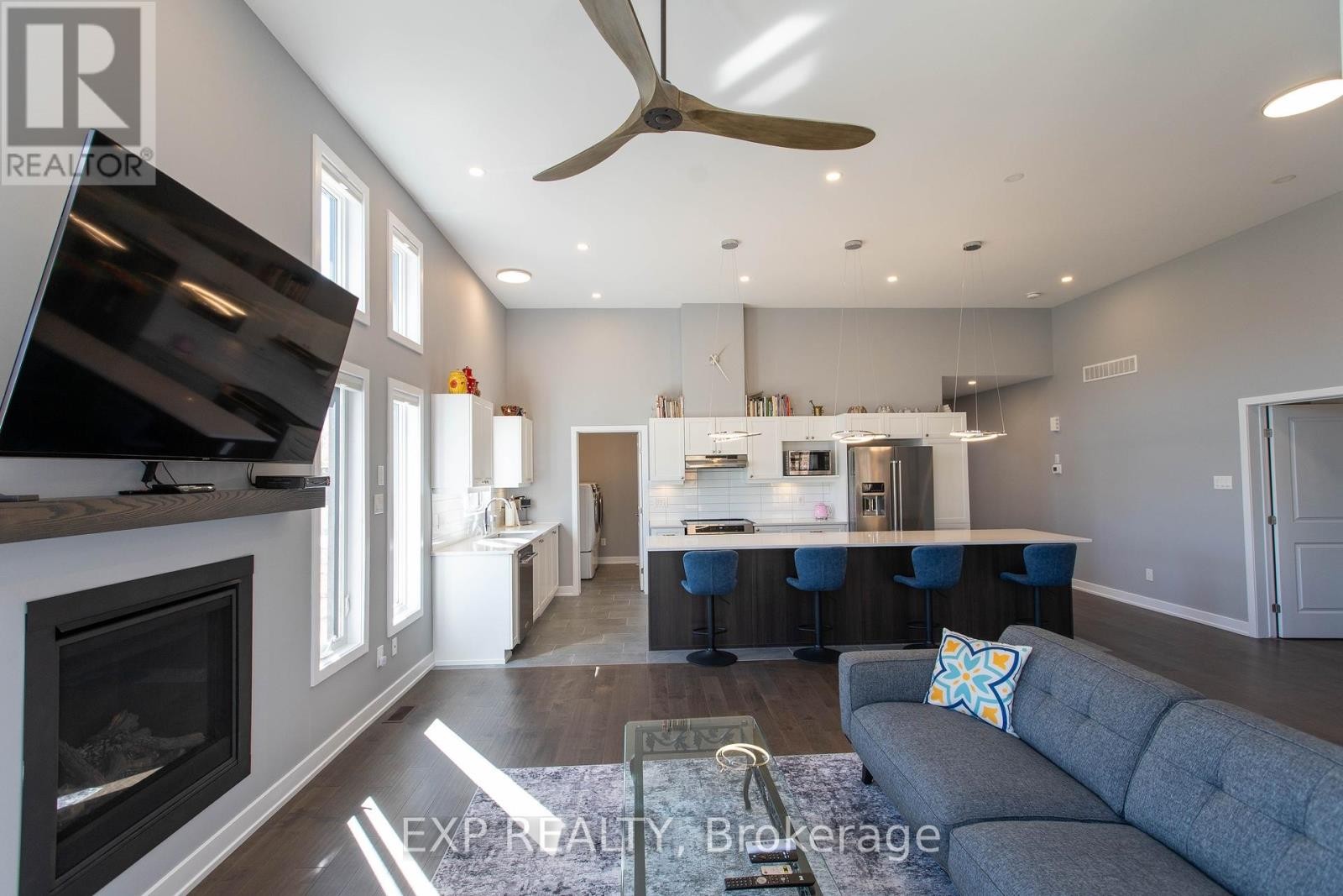 












111 FRANK FISHER CRESCENT

,
Mississippi Mills,




Ontario
K0A1A0

