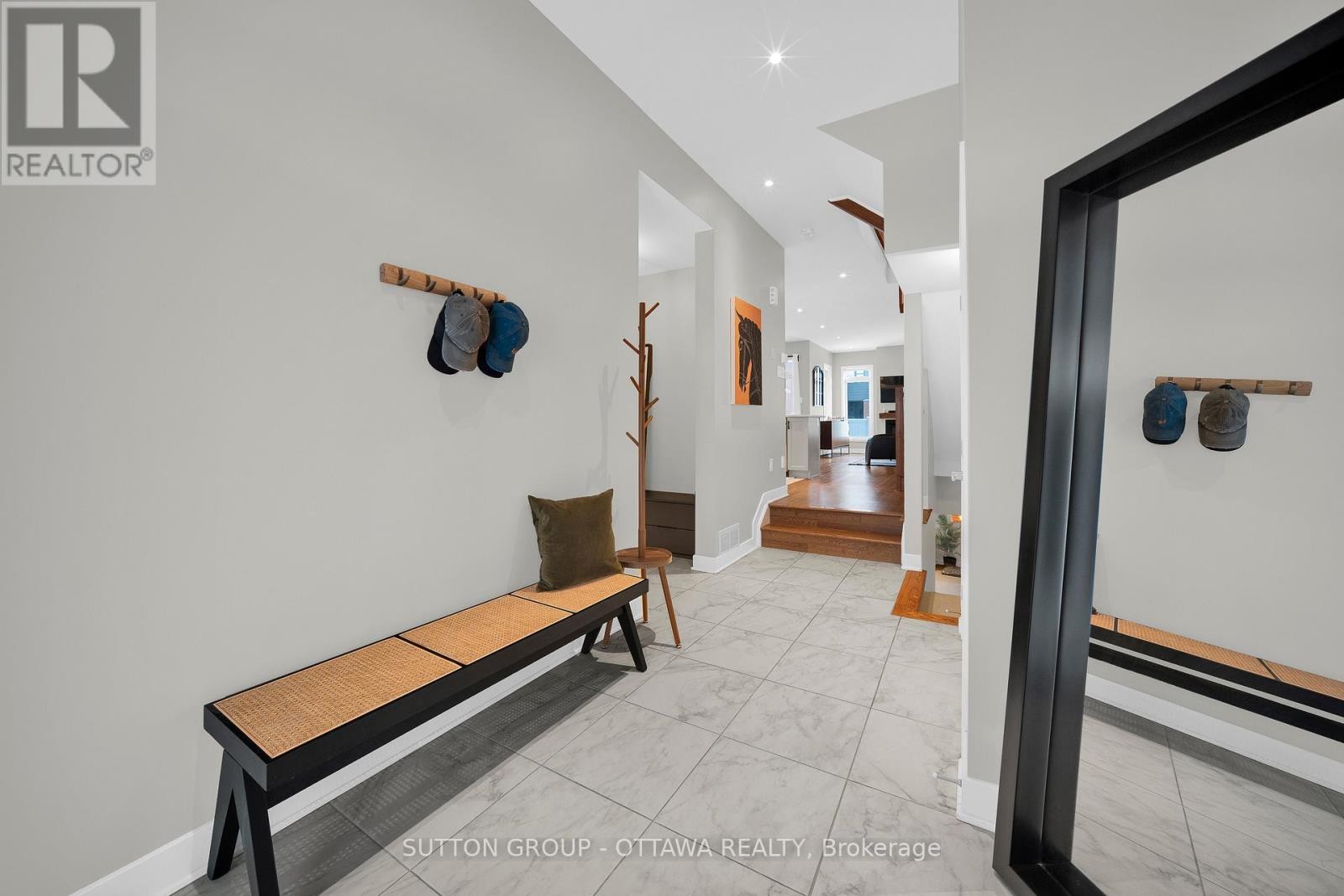 












726 OCTAVE GROVE

,
Ottawa,




Ontario
K1X0C7

