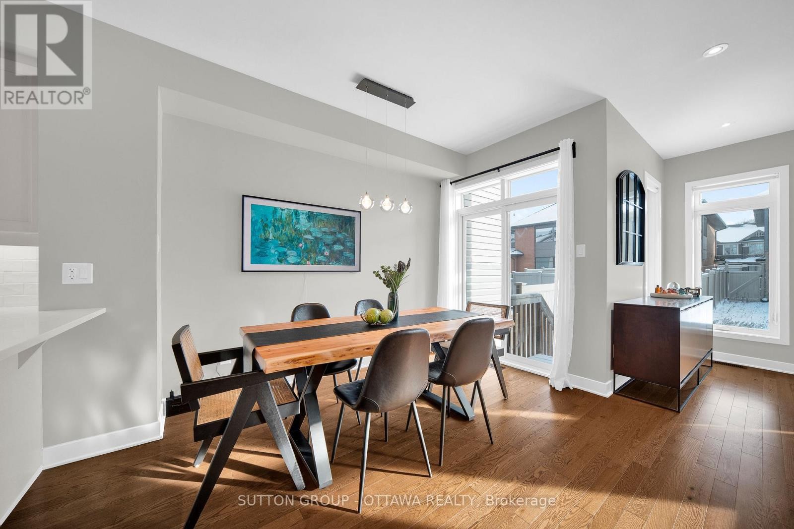 












726 OCTAVE GROVE

,
Ottawa,




Ontario
K1X0C7

