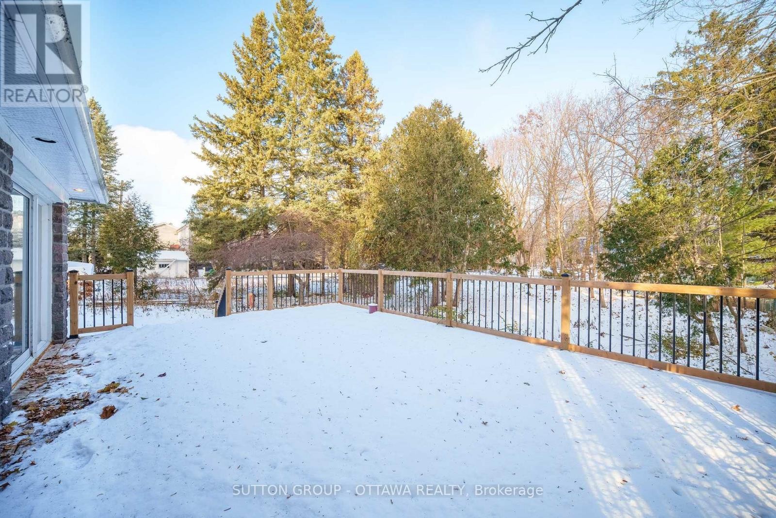 












661 BLAIR ROAD

,
Ottawa,




Ontario
K1J7M4

