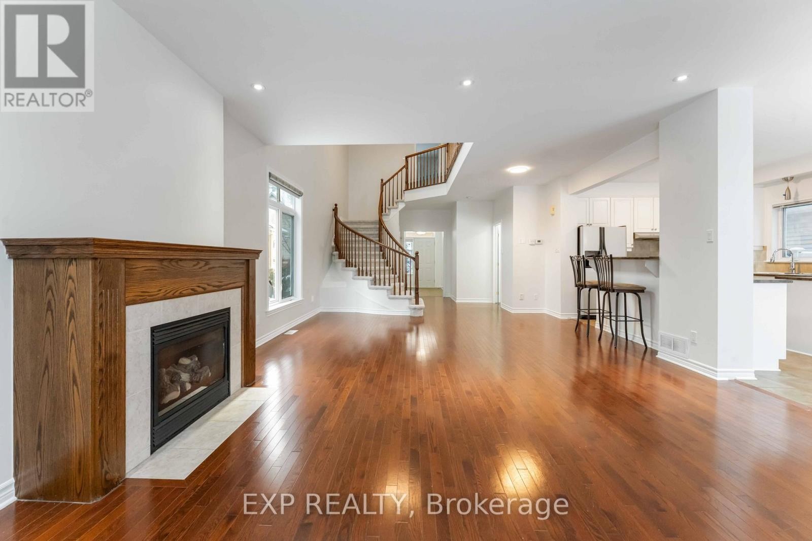 












119 ANFIELD CRESCENT

,
Ottawa,




Ontario
K2G7B7

