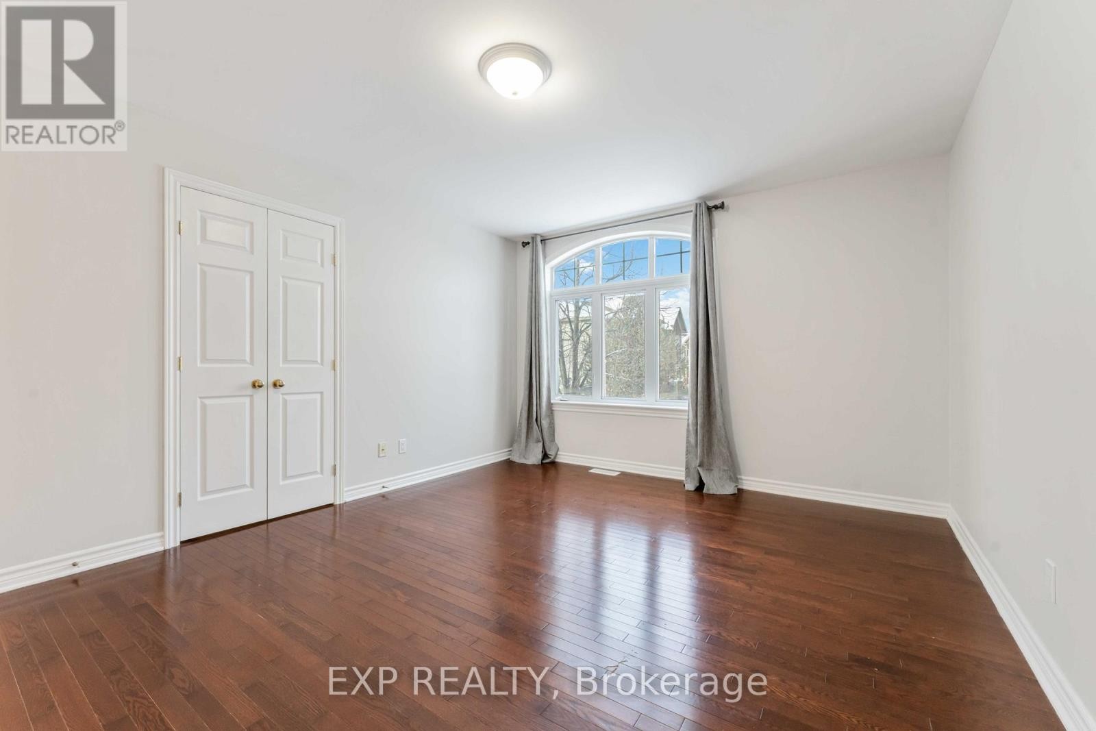 












119 ANFIELD CRESCENT

,
Ottawa,




Ontario
K2G7B7

