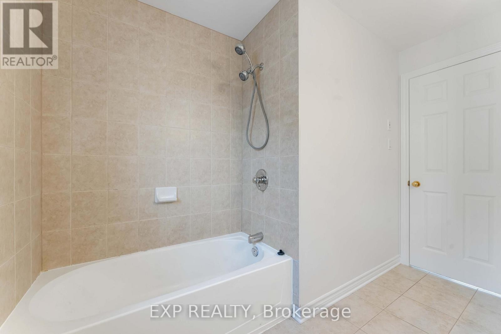 












119 ANFIELD CRESCENT

,
Ottawa,




Ontario
K2G7B7

