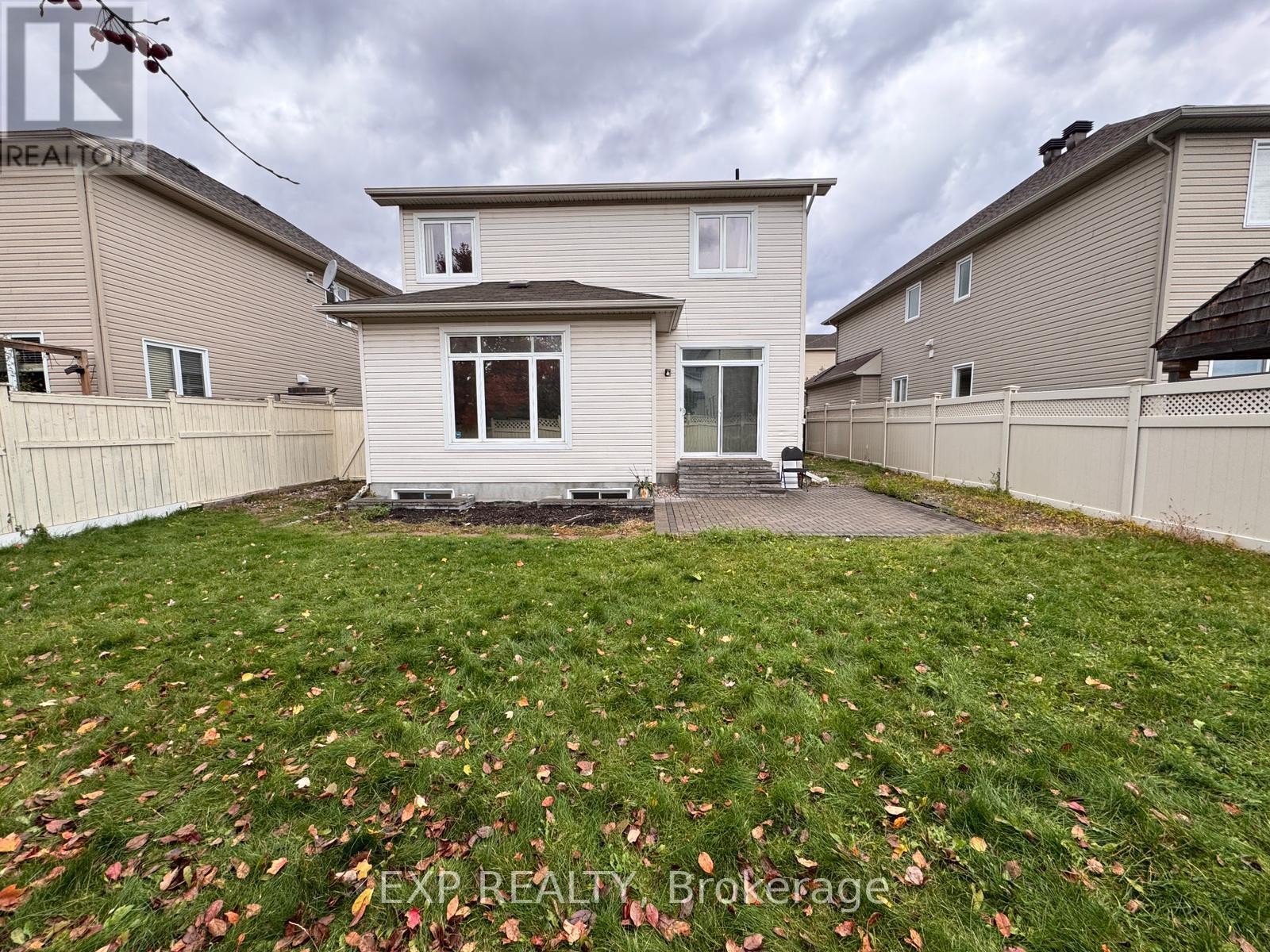 












119 ANFIELD CRESCENT

,
Ottawa,




Ontario
K2G7B7

