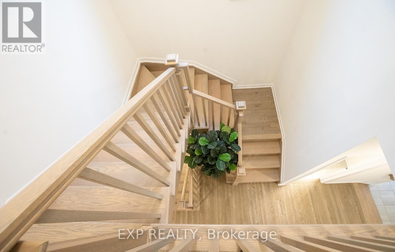 












137 MAYNOOTH COURT

,
Ottawa,




Ontario
K2J6Y4

