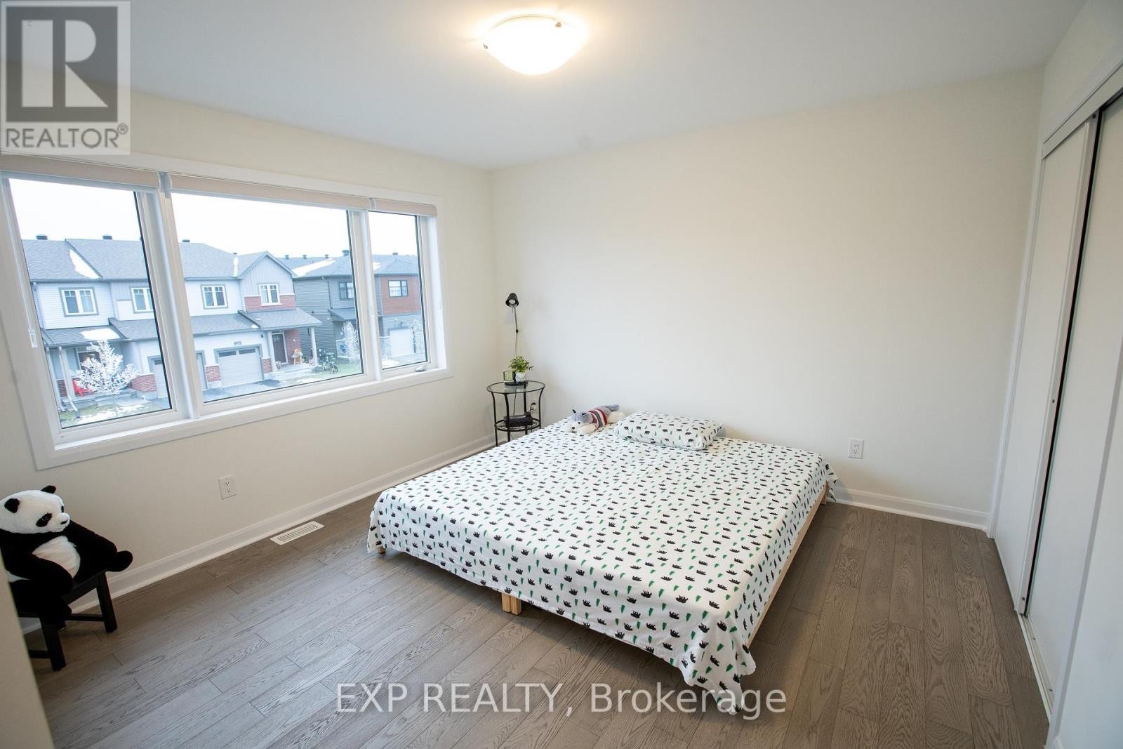 












137 MAYNOOTH COURT

,
Ottawa,




Ontario
K2J6Y4

