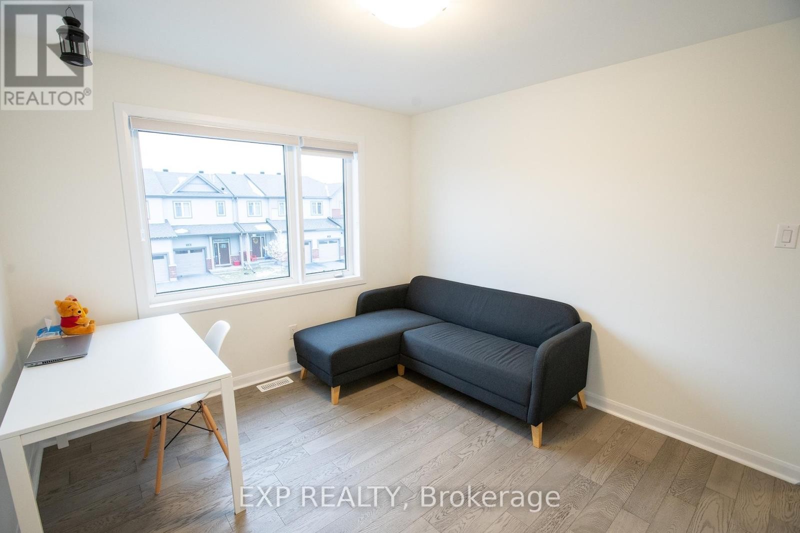 












137 MAYNOOTH COURT

,
Ottawa,




Ontario
K2J6Y4

