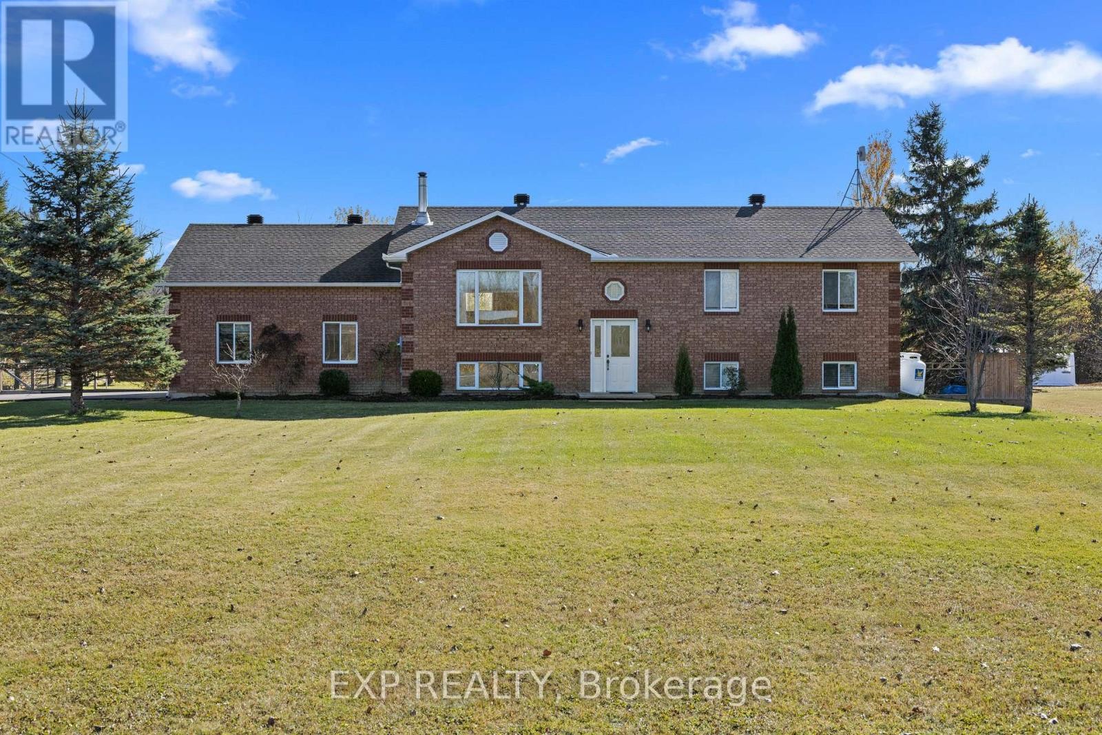 












108 ST THOMAS ROAD

,
Russell,




Ontario
K0A3H0

