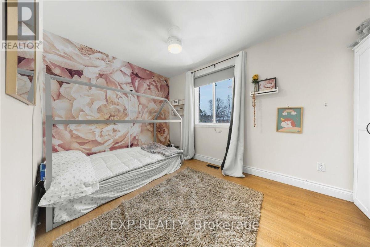 












108 ST THOMAS ROAD

,
Russell,




Ontario
K0A3H0

