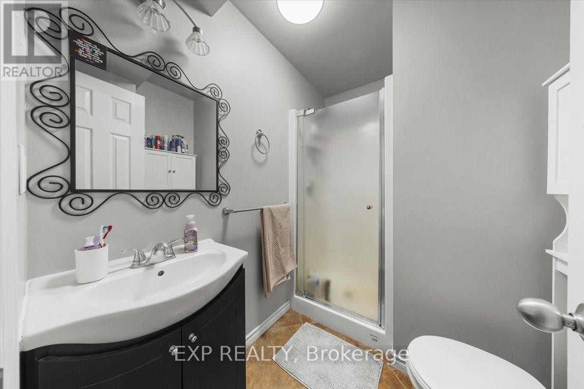 












108 ST THOMAS ROAD

,
Russell,




Ontario
K0A3H0

