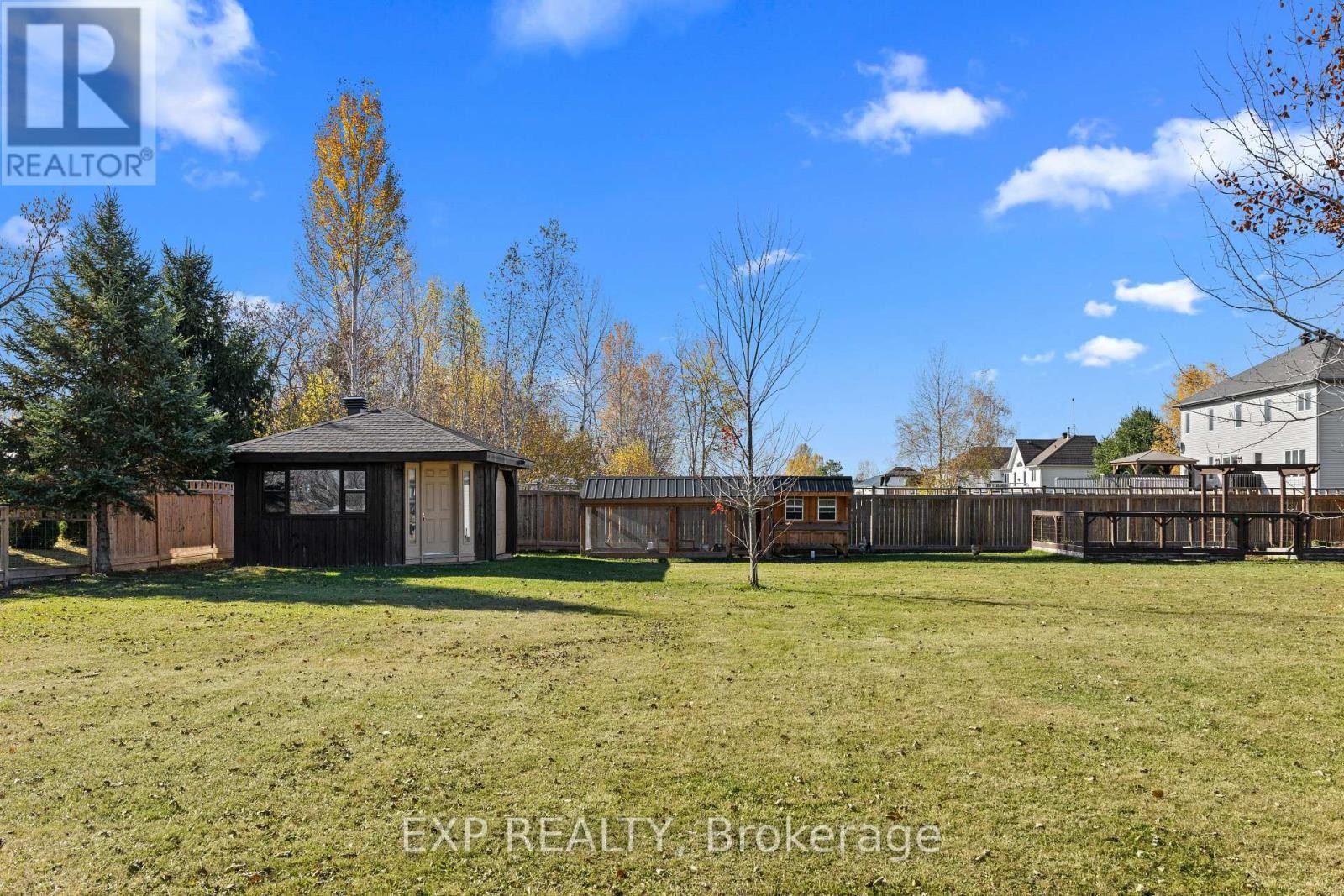 












108 ST THOMAS ROAD

,
Russell,




Ontario
K0A3H0

