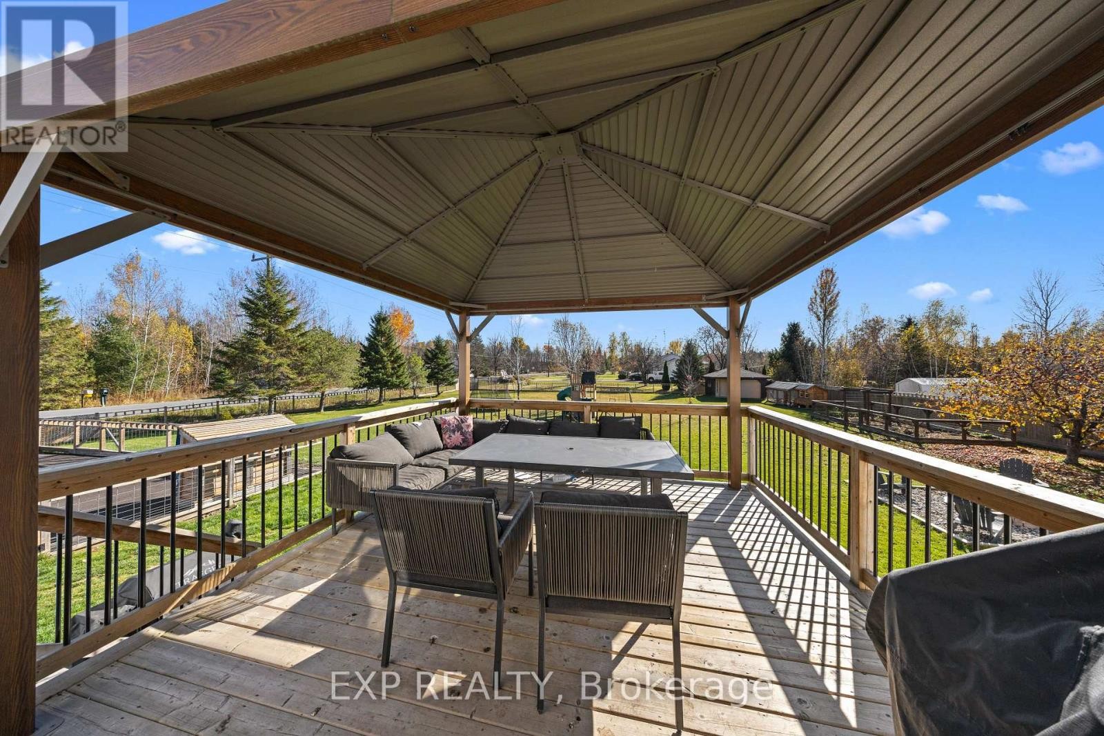 












108 ST THOMAS ROAD

,
Russell,




Ontario
K0A3H0

